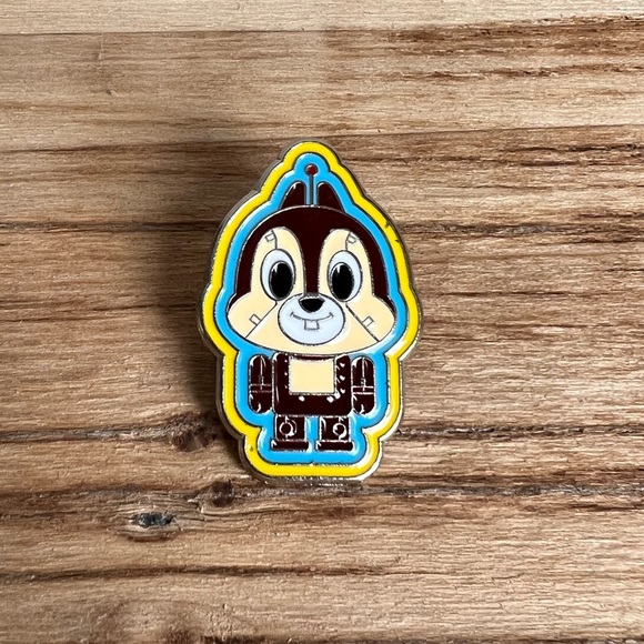 Vintage Disney Parks Chip-N-Dales Robot Collectors Pin from Hong Kong Di… - Picture 1 of 4